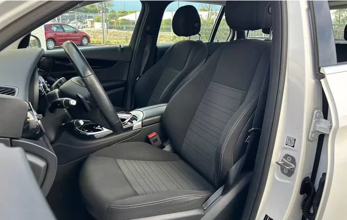 MERCEDES GLC Classe GLC 220 d 9G-Tronic 4Matic extérieur trois quart arrière droit 2129723