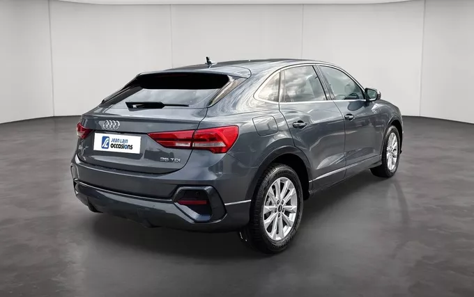 AUDI Q3 Sportback 35 TDI 150 ch S tronic 7 Design extérieur trois quart arrière droit 21325065