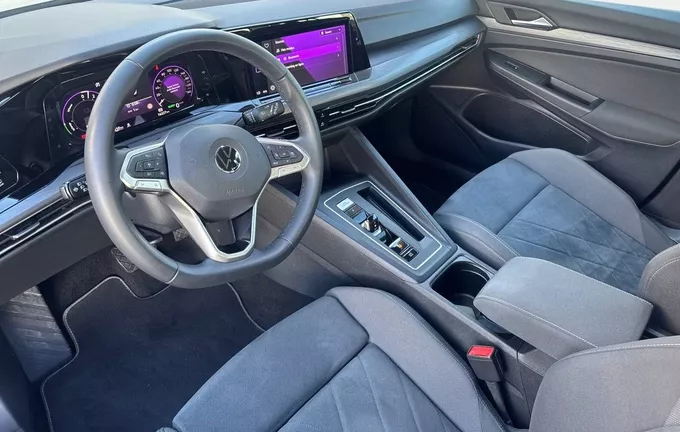 VOLKSWAGEN GOLF 1.4 Hybrid Rechargeable OPF 204 DSG6 Style photo 11 213429