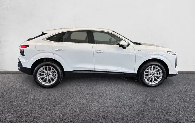 AUDI Q3 Sportback e-hybrid 272 ch S tronic 6 Advanced extérieur côté droit 6934