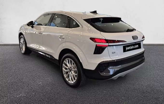 AUDI Q3 Sportback e-hybrid 272 ch S tronic 6 Advanced extérieur trois quart arrière gauche 6934