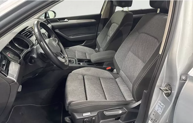 VOLKSWAGEN PASSAT SW 2.0 TDI EVO SCR 122 DSG7 Business extérieur trois quart arrière droit 2116477