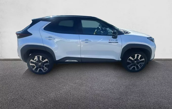 TOYOTA YARIS CROSS Hybride 130h AWD-i Trail extérieur côté droit 159290