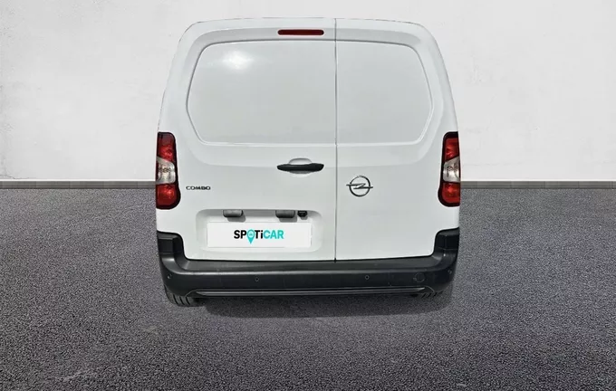 OPEL COMBO CARGO M 600 KG PURETECH 110 S&S BVM6 extérieur trois quart arrière droit 946431