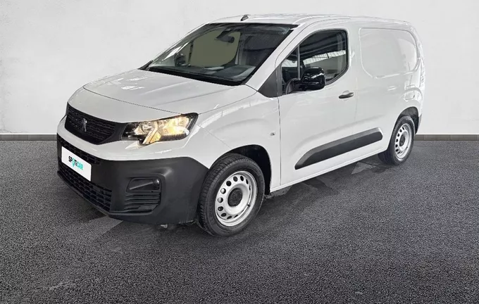 PEUGEOT PARTNER FOURGON M 650 KG BLUEHDI 100 S&S BVM6 extérieur trois quart avant gauche 946092