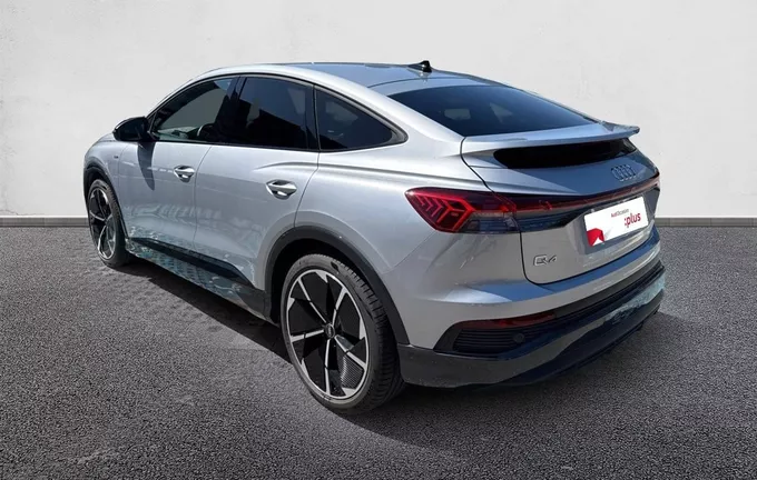 AUDI Q4 E-TRON Sportback 45 265 ch 82 kWh quattro S line extérieur trois quart arrière gauche 2129036