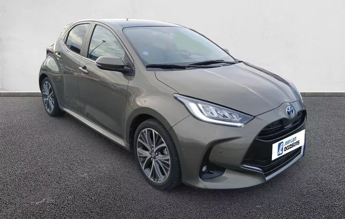 TOYOTA YARIS Hybride 116h Iconic extérieur trois quart avant droit 1103041
