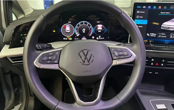 VOLKSWAGEN GOLF 1.5 eHybrid 204 DSG6 VW Edition photo 19 2124740