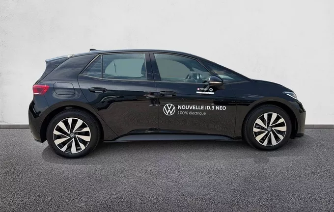 VOLKSWAGEN ID.3 Neo 50 kWh Life extérieur côté droit 9721
