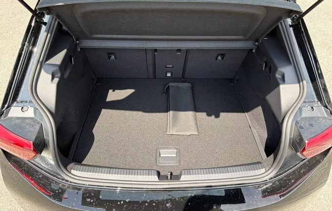 VOLKSWAGEN ID.3 Neo 50 kWh Life photo 10 9721