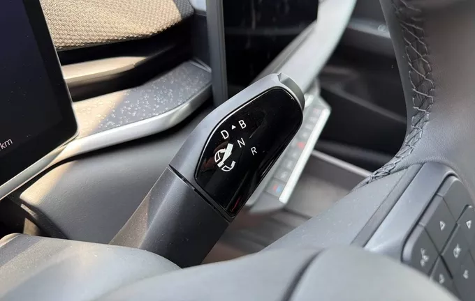 VOLKSWAGEN ID.3 Neo 50 kWh Life photo 13 9721