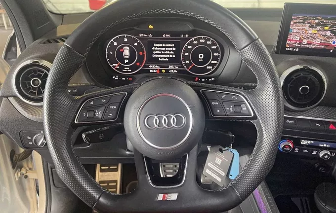 AUDI Q2 35 TDI 150 S tronic 7 quattro S line Plus photo 12 2131156