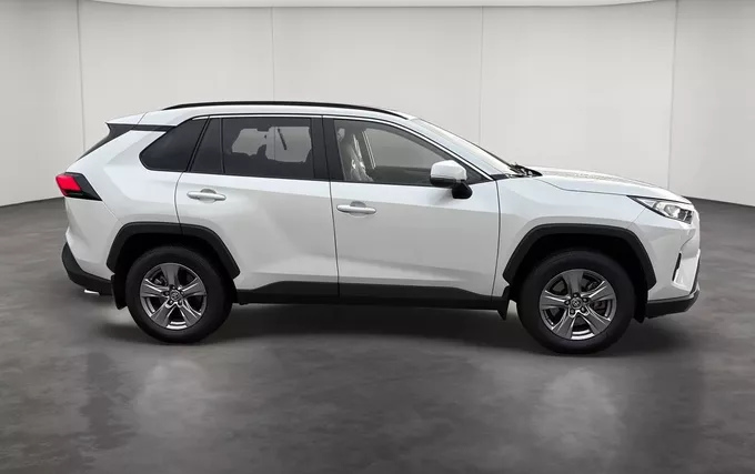 TOYOTA RAV4 Hybride Pro 222 ch AWD-i Dynamic Business + "Beyond Zero Academy" extérieur côté droit 1103978