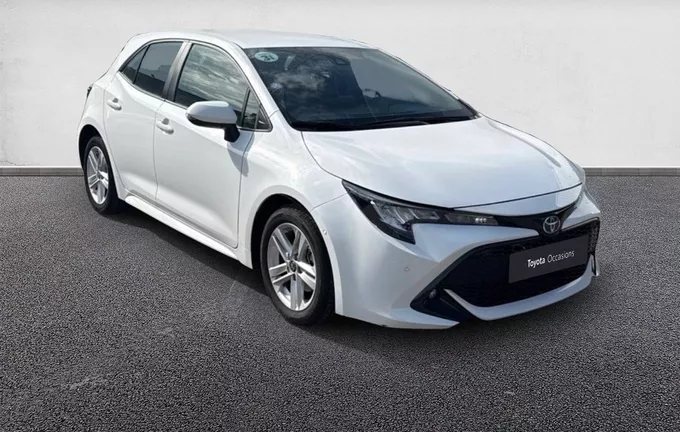 TOYOTA COROLLA HYBRIDE Corolla Pro Hybride 122h Dynamic Business + Programme Beyond Zero Academy extérieur trois quart avant droit 1103739