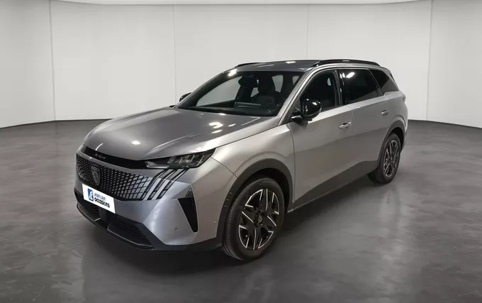 PEUGEOT 5008 Hybrid 145 ch e-DCS6 Allure extérieur trois quart avant gauche 946674