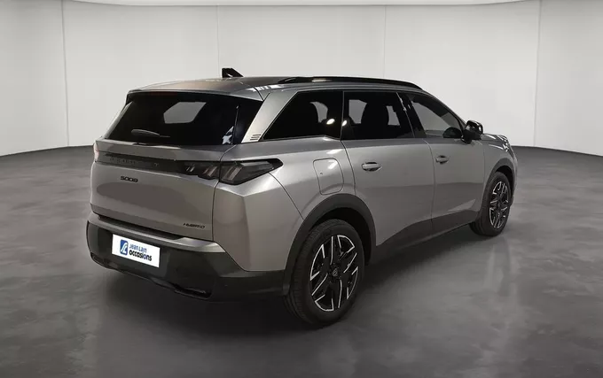 PEUGEOT 5008 Hybrid 145 ch e-DCS6 Allure extérieur trois quart arrière droit 946674