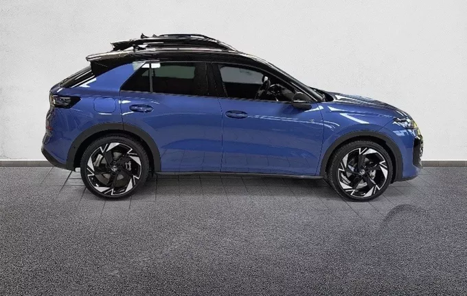 VOLKSWAGEN T-ROC 1.5 eTSI EVO2 Hybrid 150 ch DSG7 R-Line extérieur côté droit 9654