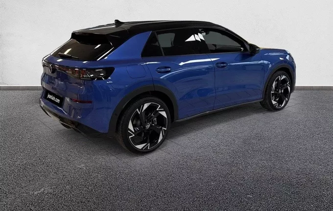 VOLKSWAGEN T-ROC 1.5 eTSI EVO2 Hybrid 150 ch DSG7 R-Line extérieur trois quart arrière droit 9654