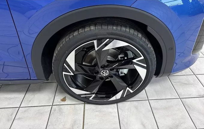 VOLKSWAGEN T-ROC 1.5 eTSI EVO2 Hybrid 150 ch DSG7 R-Line photo 9 9654