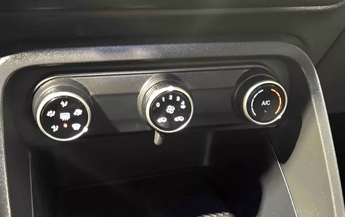 CITROEN E-C3 113 ch 44 kWh Plus photo 16 946701