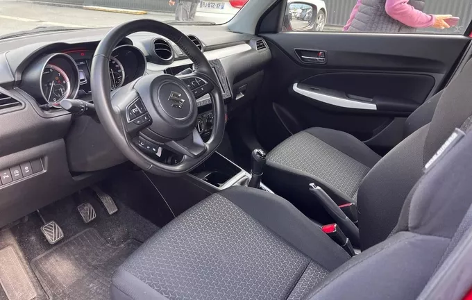 SUZUKI SWIFT 1.2 Dualjet Hybrid Privilège photo 11 13784