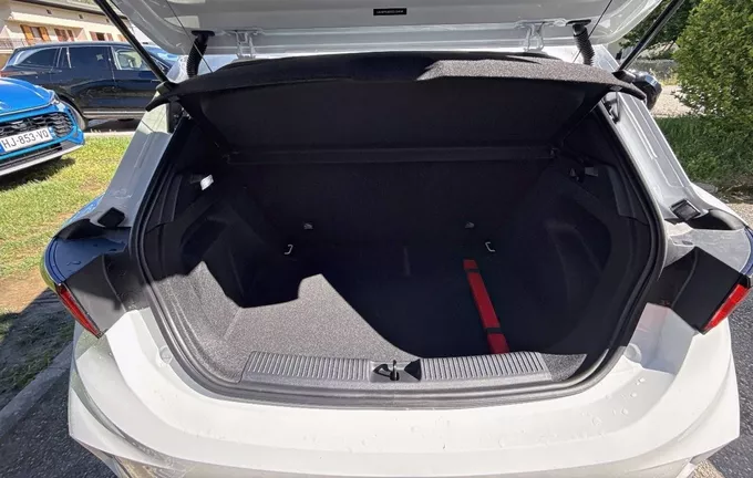 MG MG3 1.5 L Hybrid+ 195 ch Luxury photo 10 7930