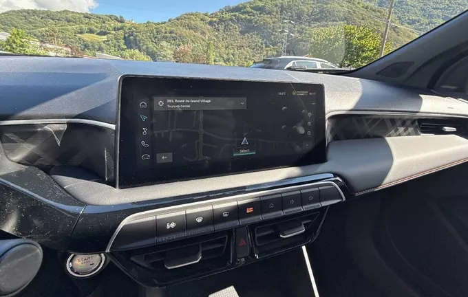 MG MG3 1.5 L Hybrid+ 195 ch Luxury photo 15 7930