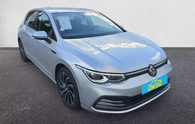 VOLKSWAGEN GOLF 2.0 TDI SCR 150 DSG7 4Motion Style extérieur trois quart avant droit 213158