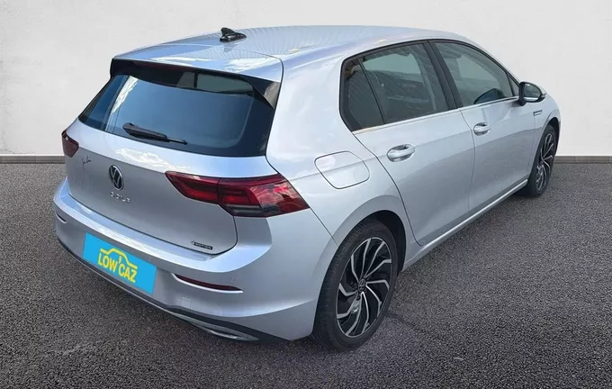VOLKSWAGEN GOLF 2.0 TDI SCR 150 DSG7 4Motion Style extérieur trois quart arrière droit 213158