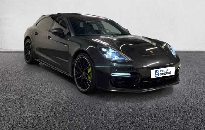 PORSCHE PANAMERA Turbo S V8 4.0 680 PDK Hybrid Sport Turismo extérieur trois quart avant droit 2123875