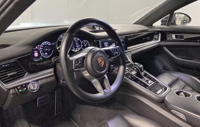 PORSCHE PANAMERA Turbo S V8 4.0 680 PDK Hybrid Sport Turismo photo 11 2123875