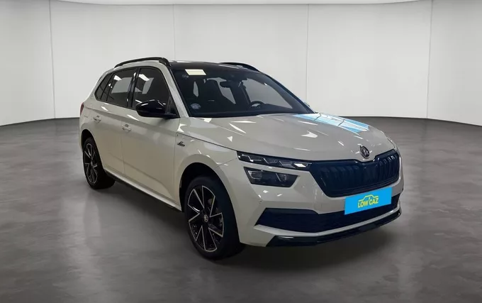 SKODA KAMIQ 1.0 TSI Evo 110 ch BVM6 Monte-Carlo extérieur trois quart avant droit 213703