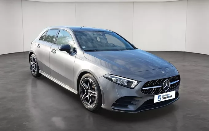 MERCEDES CLASSE A 180 d 8G-DCT AMG Line extérieur trois quart avant droit 2133339