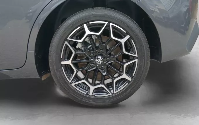 MG MG4 EV Urban 54 kWh - 118 kW Premium photo 9 9900