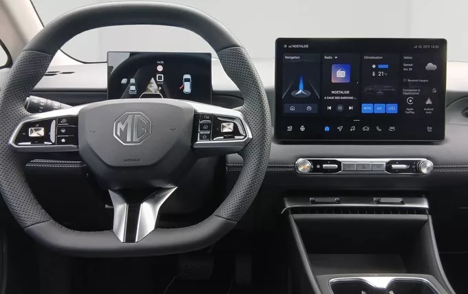 MG MG4 EV Urban 54 kWh - 118 kW Premium photo 15 9900