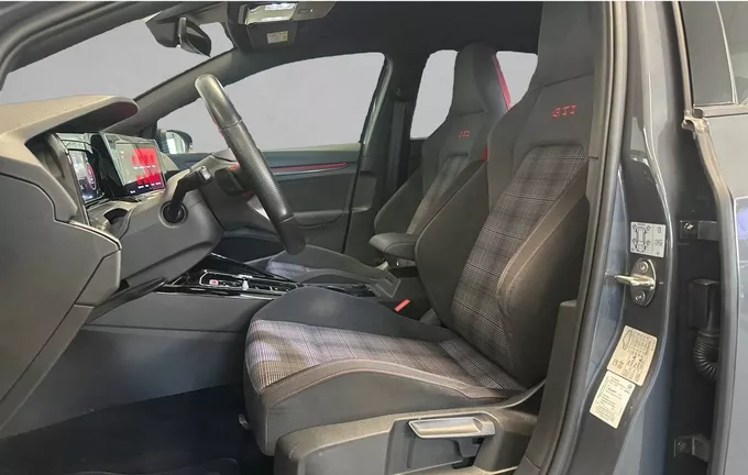 VOLKSWAGEN GOLF 2.0 TSI 245 DSG7 GTI extérieur trois quart arrière droit 2130690