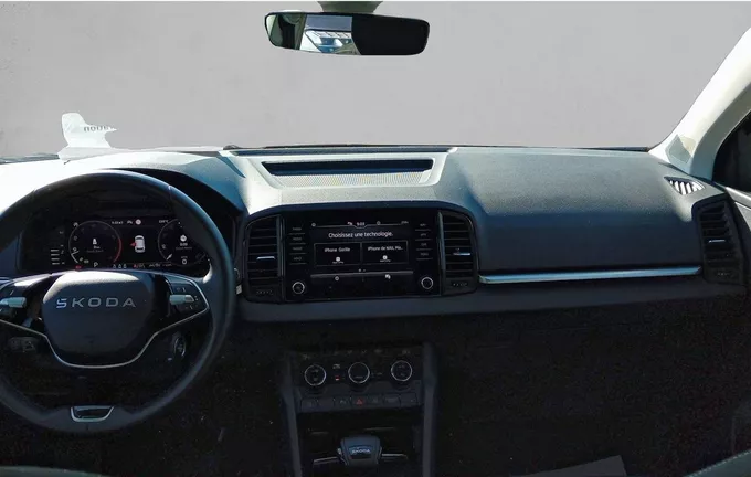 SKODA KAROQ 1.5 TSI Evo 2 150 ch ACT DSG7 Selection extérieur trois quart avant droit 2128159