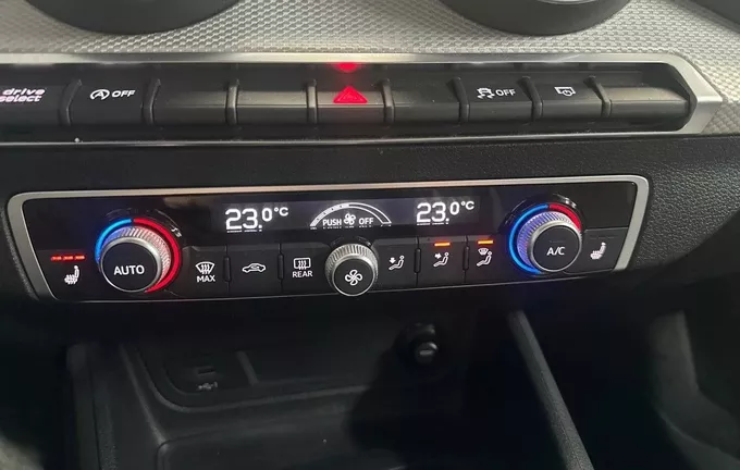AUDI Q2 30 TDI 116 S tronic 7 Design photo 14 2128175