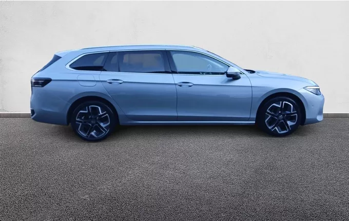 VOLKSWAGEN PASSAT 1.5 eTSI OPF 150 DSG7 Elegance extérieur côté droit 2123178