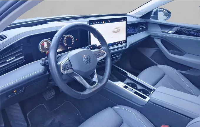 VOLKSWAGEN PASSAT 1.5 eTSI OPF 150 DSG7 Elegance photo 13 2123178