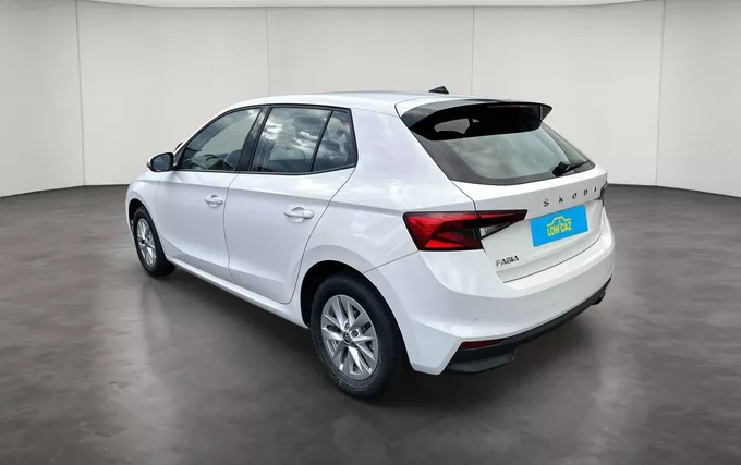 SKODA FABIA 1.0 TSI 95 ch BVM5 Ambition extérieur trois quart arrière gauche 213648