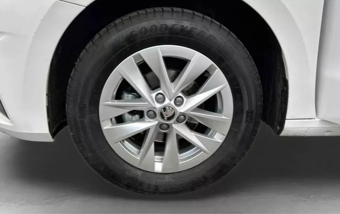 SKODA FABIA 1.0 TSI 95 ch BVM5 Ambition photo 9 213648