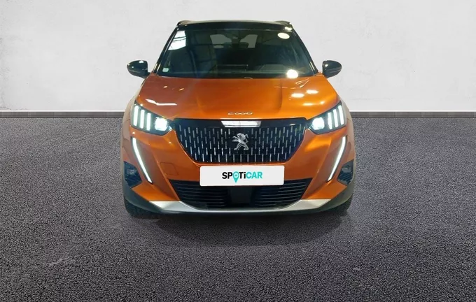 PEUGEOT 2008 PureTech 130 S&S BVM6 GT Line extérieur avant 2129174