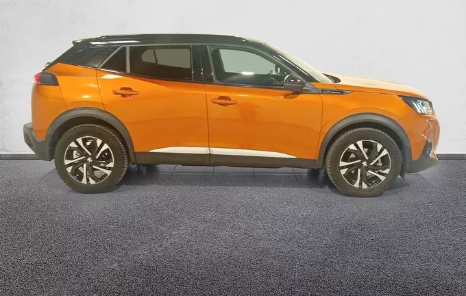 PEUGEOT 2008 PureTech 130 S&S BVM6 GT Line extérieur côté droit 2129174