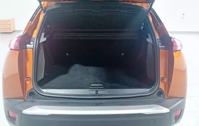 PEUGEOT 2008 PureTech 130 S&S BVM6 GT Line extérieur arrière 2129174