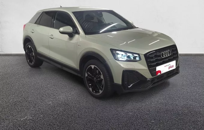 AUDI Q2 35 TFSI 150 S tronic 7 S line extérieur trois quart avant droit 2124025