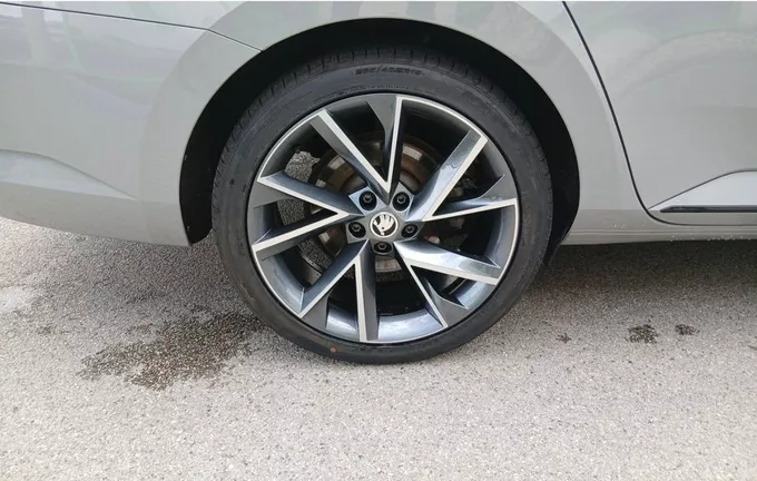 SKODA SUPERB Combi 1.4 TSI PHEV 218 ch DSG6 Sportline photo 12 2129878