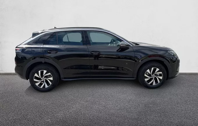 VOLKSWAGEN T-ROC 1.5 eTSI EVO2 Hybrid 116 ch DSG7 Life extérieur côté droit 9534