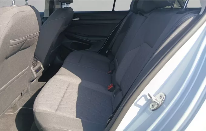 VOLKSWAGEN GOLF 2.0 TDI 150 DSG7 VW Edition extérieur arrière 2130846