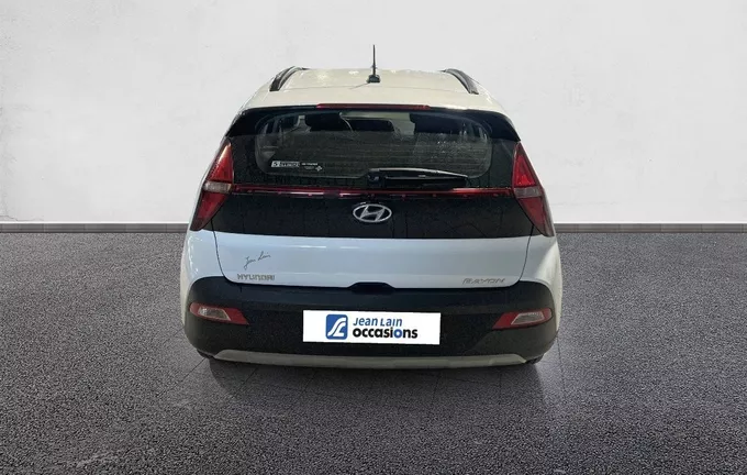 HYUNDAI BAYON 1.0 T-GDi 100 Hybrid 48V Initia extérieur arrière 13788